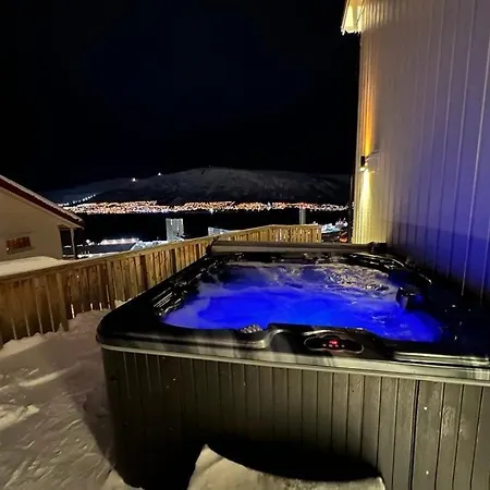 Lejlighed In With Jacuzzi Tromsø