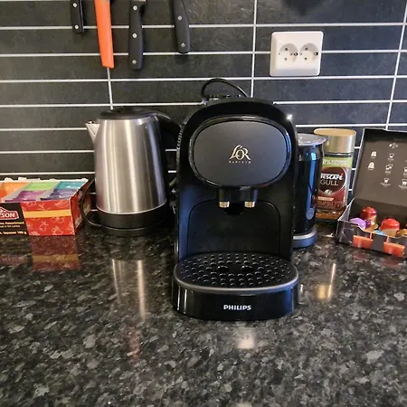 In With Jacuzzi Lejlighed