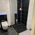 Apartment In With Jacuzzi Tromso