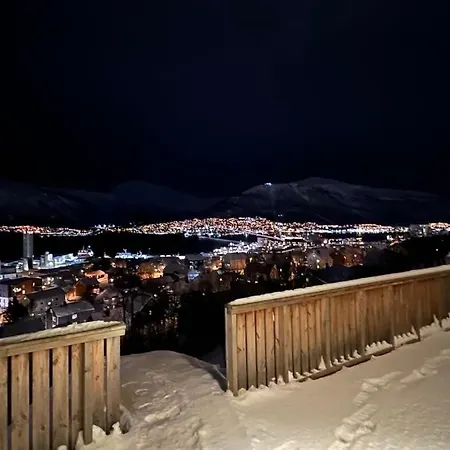 Leilighet In With Jacuzzi Tromsø